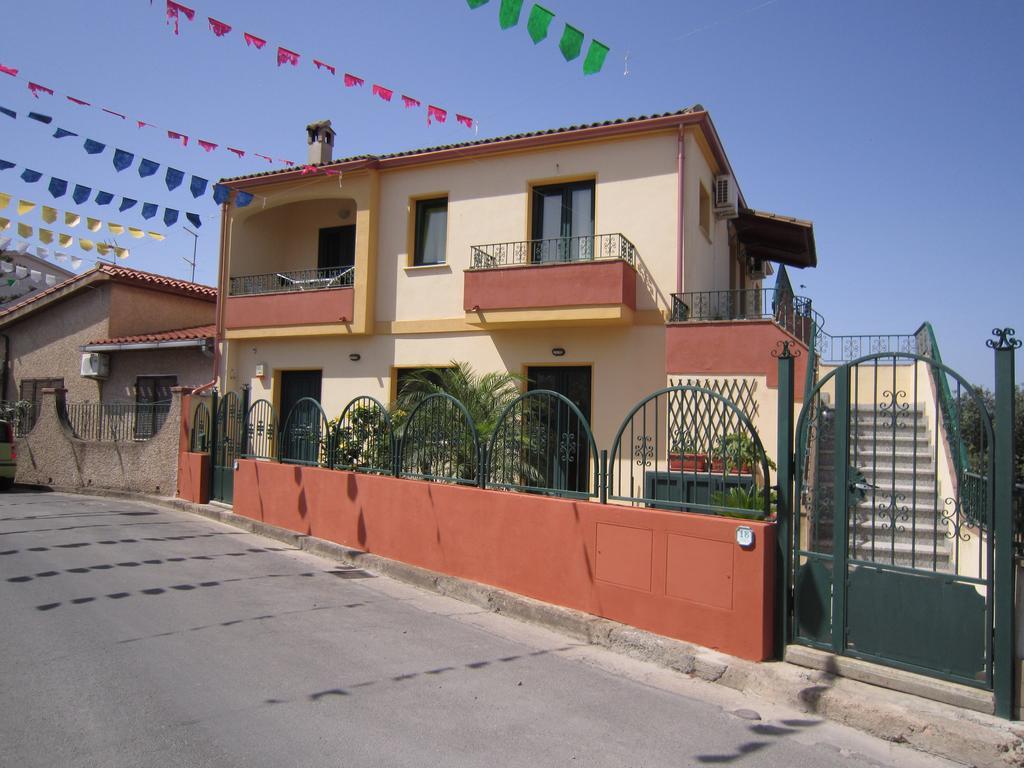 Casa Vacanze - Villa San Pietro Екстер'єр фото