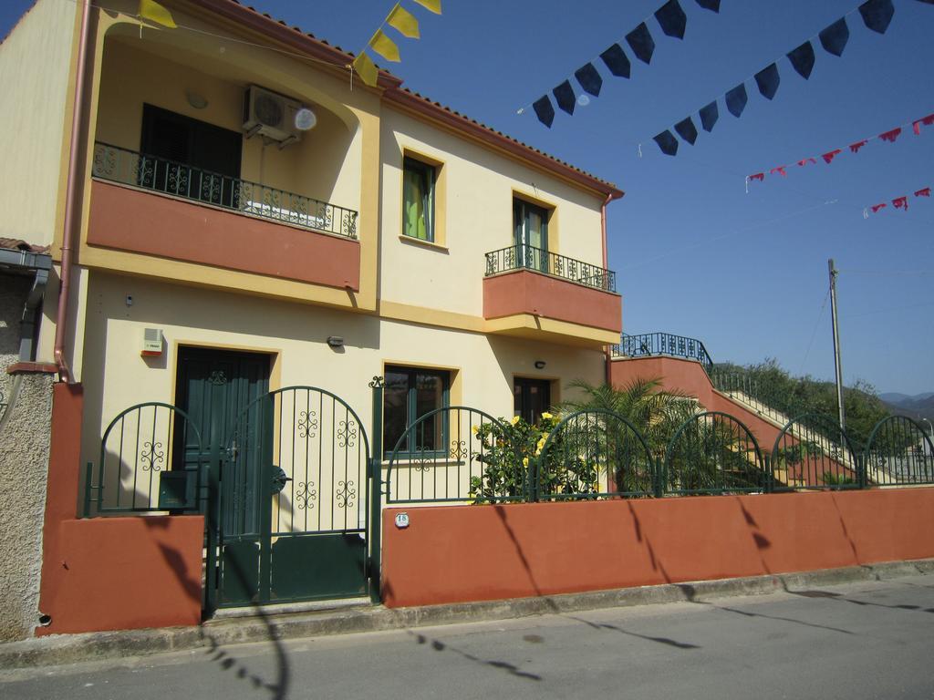 Casa Vacanze - Villa San Pietro Екстер'єр фото